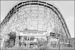 Old photo of Walled Lake Park Rollercoaster